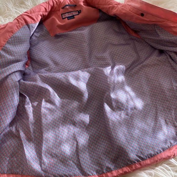 VINEYARD VINES puffed vest - Picture 7 of 15